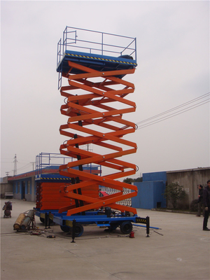 9m Height Mobile Scissor Lift Hydraulic Scissor Lift Platform Anti Skid Diamond Platform