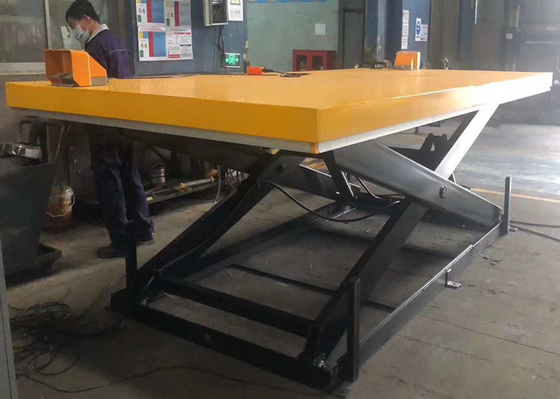 Hydraulic Scissor Dock Lift , Forklift Scissor Lift Is The Best Solution For Dock Warehouse Loading.