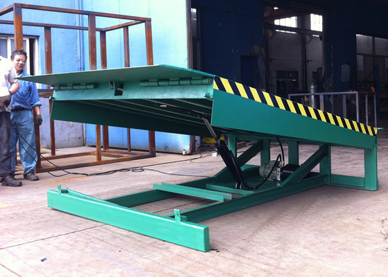 Easy Operation Large Working Platform 2000mm*3500mm Stationary Electric Dock Leveler