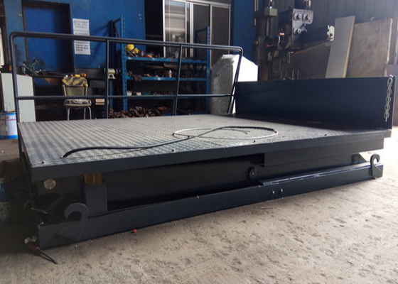 380V,400mm Lip Hydraulic Dock Lift Equipment Used At Truck Loading Bay